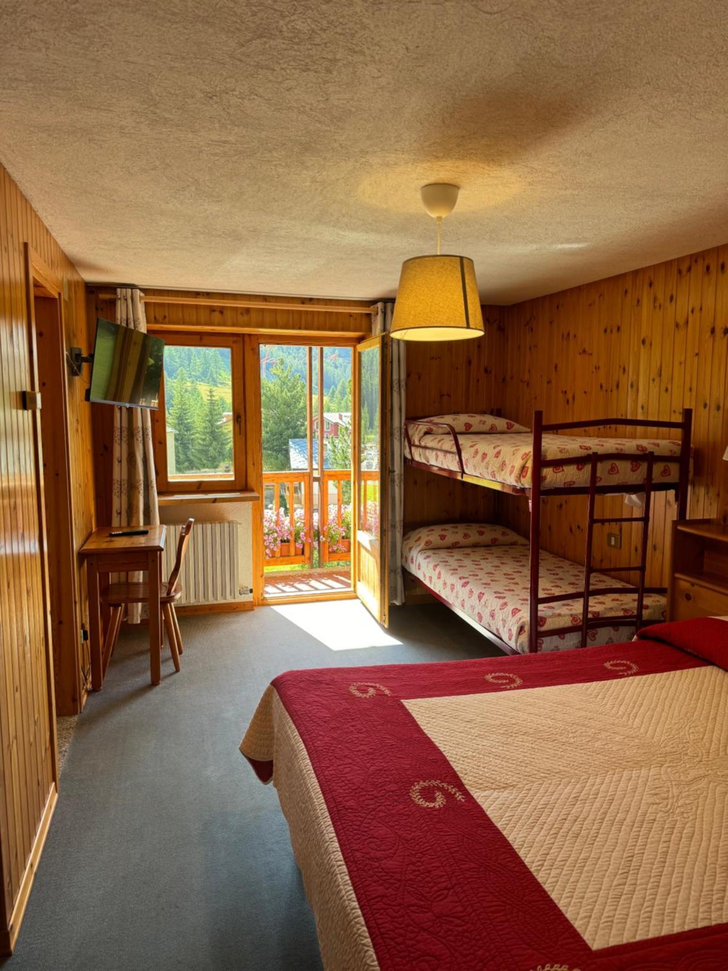 Hotel Ondezana コー​​ニュ エクステリア 写真